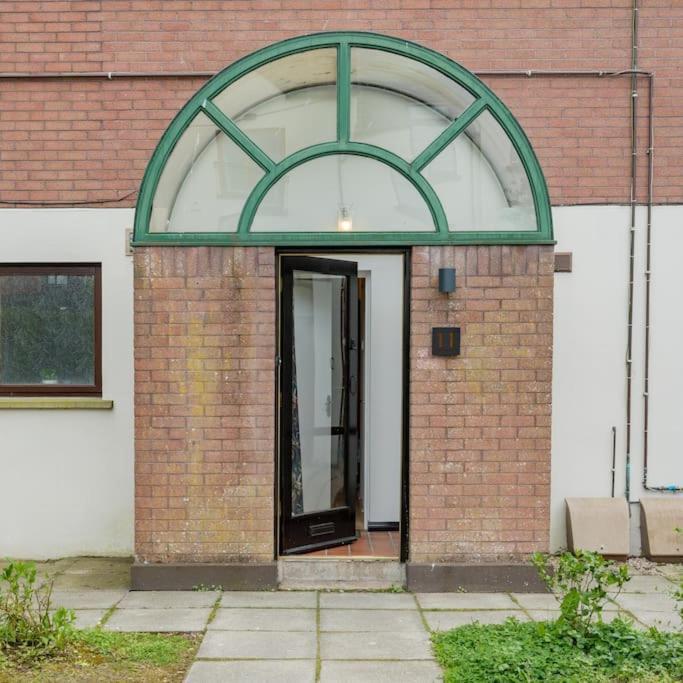 Templepatrick Family Home Beside The Rabbit Hotel Extérieur photo